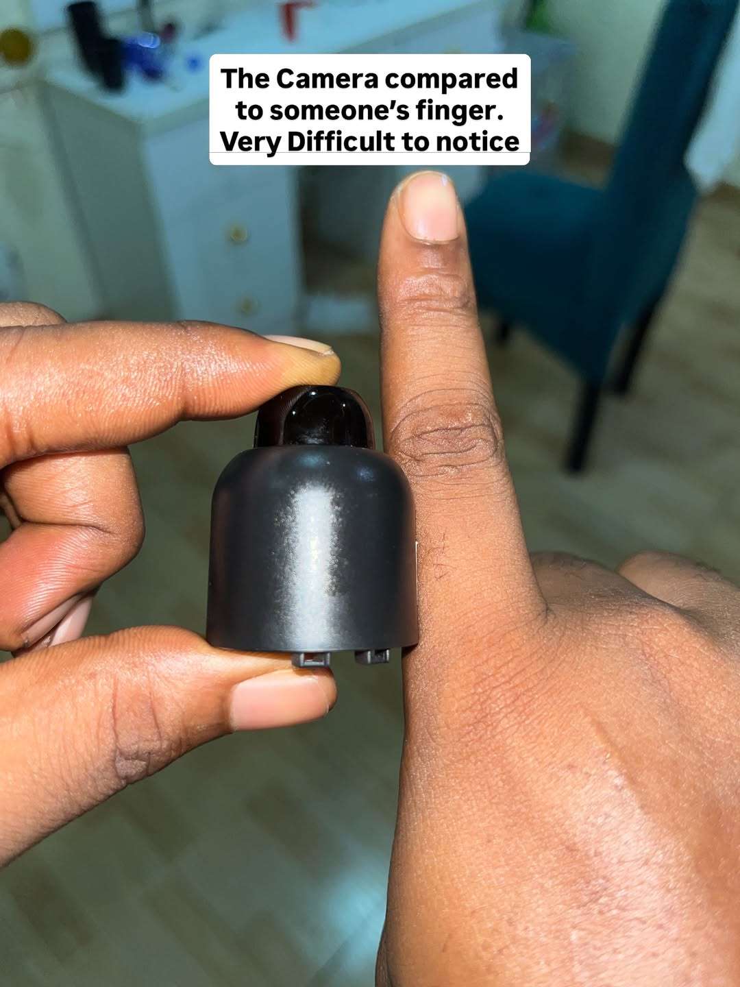 Lockdash mini spy camera in use